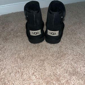 Toddler Uggs 6c